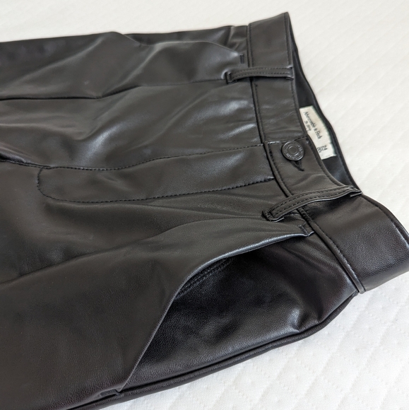 Abercrombie & Fitch Skinny Ultra High Rise Vegan Black Leather Slit Pants, sz 24 - Picture 6 of 16